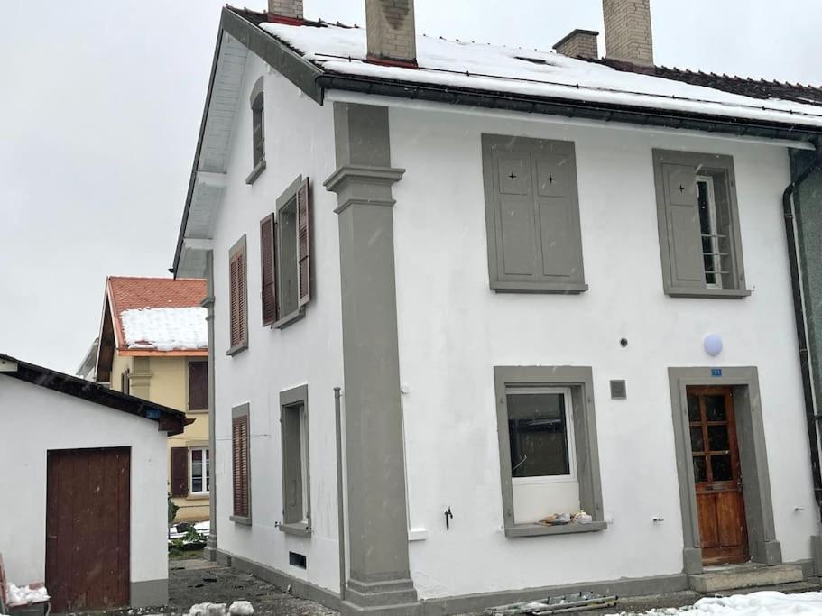 Charmante Maison Mitoyenne Villa Broc Екстериор снимка