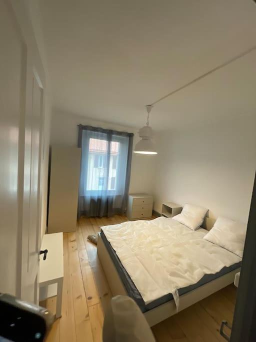 Charmante Maison Mitoyenne Villa Broc Екстериор снимка